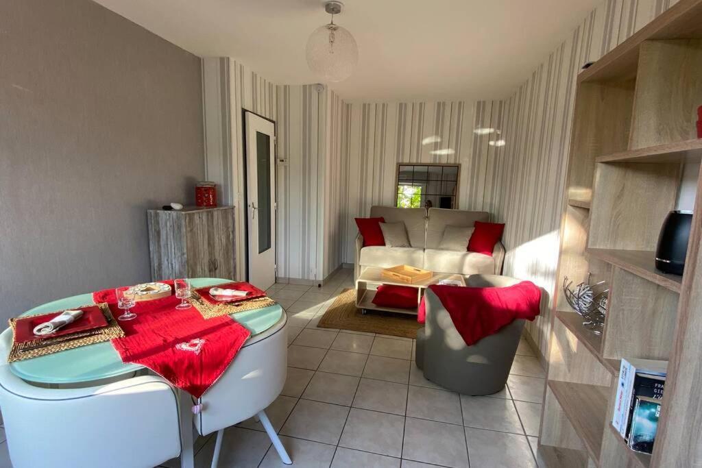 Residence Le Pratey Гранвиль Экстерьер фото